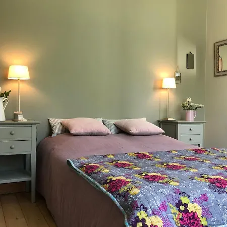 Maison M, Privee Acces Jardin Piscine Et Jacuzzi Pres De Bed & Breakfast La Rochelle (Charente-Maritime)