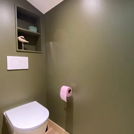 Bed & Breakfast Maison M, Privee Acces Jardin Piscine Et Jacuzzi Pres De