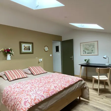 Maison M, Privée Accès Jardin Piscine Et Jacuzzi Près De 3* La Rochelle (Charente-Maritime)