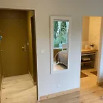 Maison M, Privee Acces Jardin Piscine Et Jacuzzi Pres De Frühstückspension