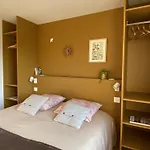 Maison M, Privee Acces Jardin Piscine Et Jacuzzi Pres De 3*