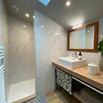 Frühstückspension Maison M, Privee Acces Jardin Piscine Et Jacuzzi Pres De 3*