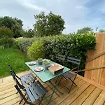 Maison M, Privee Acces Jardin Piscine Et Jacuzzi Pres De Frühstückspension 3*
