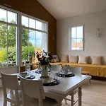 Maison M, Privee Acces Jardin Piscine Et Jacuzzi Pres De