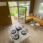 Maison M, Privee Acces Jardin Piscine Et Jacuzzi Pres De Frühstückspension 3*