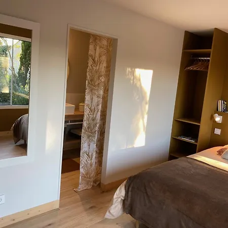 Maison M, Privée Accès Jardin Piscine Et Jacuzzi Près De 3* La Rochelle (Charente-Maritime)